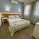 Hotel Konfor 3*