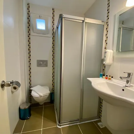 Konfor 호텔 올루데니스